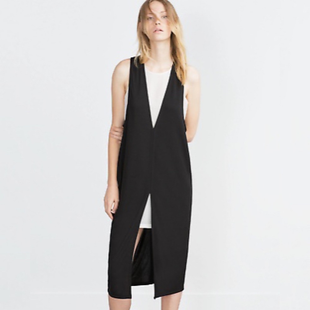 Zara Black and White Sleeveless Dress